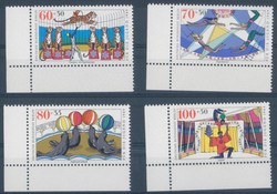 356500: Art & Culture, Circus,