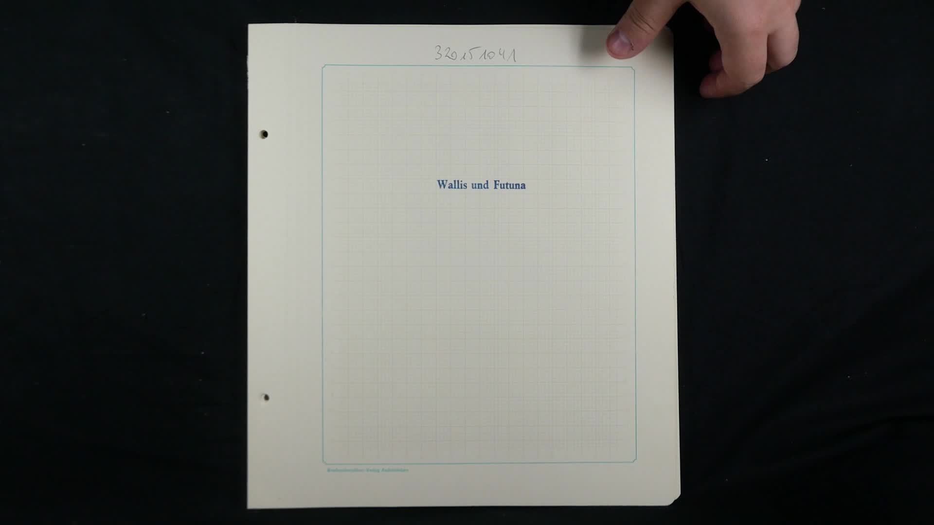 WALLIS & FUTUNA. Saubere Sammlung im Klemmbinder in gestempelter und ...