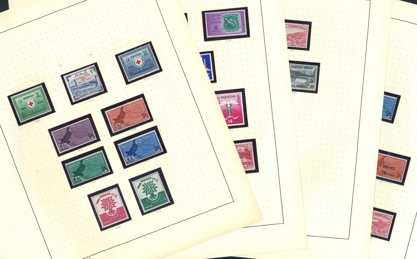 Pakistan kleiner postfrischer Bestand auf Albumblätter