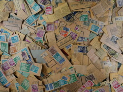 Kiloware. Schachtel voll mit frühe Deutsche Kiloware (um 1950) mit ...