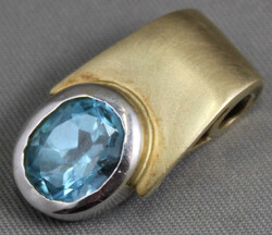 550.30: Jewelry, chains / pendants / necklaces