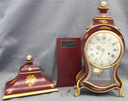 LE CASTEL PENDELUHR, als Kaminuhr oder mit Podest an der Wand ...