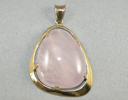 550.30: Jewelry, chains / pendants / necklaces