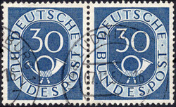 30 Pf Posthorn im waagr. Paar m. Bedarfszhg., rundgest. Pracht, ...
