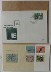 1912-1985 schöne "KaBe"-Slg. auf Blättern mit über 800!! Werten ab ...