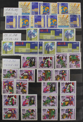 SONDERMARKEN-ZUSAMMENDRUCKE Slg. 1970/1990 auf Steckseiten im dicken ...