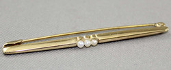 550.40: Jewelry, brooches and pins