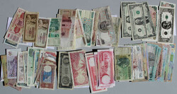110.560: Banknotes - America
