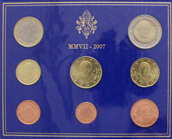 40.200.330.10: Europe - Italy - Papal-States: Euro - Coins - sets