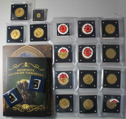 90: Themed Medals