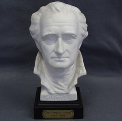 GOETHE Büste v. Goebel, Bisquitporzellan auf Holzsockel, Designer G. ...
