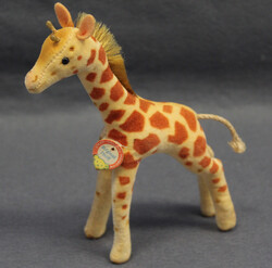 STEIFF-GIRAFFE: o. Knopf mit Typenschild, fest gestopft, kurzhaariges ...