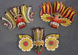 SRI LANKA: 3 Miniatur-Masken u.a."Gini Raksha" Feuerteufel, „Naga ...