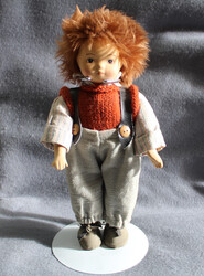 DEKORPUPPEN, 5 Porzellan Dekorpuppen in allg. gutem Zustand in versch ...