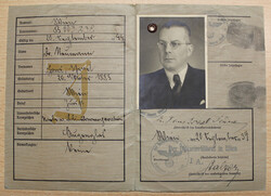 JUDAIKA, 3 Kennkarten des Deutschen Reiches einer jüdischen Familie, ...