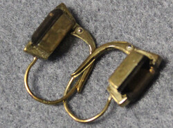 GOLDANHÄNGER & OHRSCHMUCK je mit schwarz/braunviolettem Stein, ...