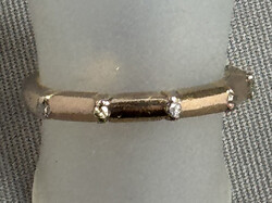 DIAMANT-GOLDRING in 333er Gelbgold, 5 Mini-Diamanten in 5 mm. Abstand ...