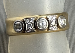 BRILLANT-RING in 14 Karat Gelbgold, fröhlich funkelnder Brillantring ...