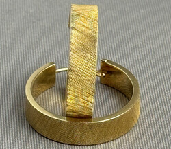 GOLD-CREOLE: 585er Gelbgold, strichmatte Band-Creole, seitlich ...