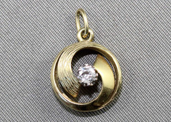 550.30: Schmuck, Ketten / Colliers / Anhänger