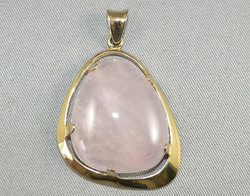 550.30: Schmuck, Ketten / Colliers / Anhänger