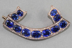 550.40: Schmuck, Broschen / Nadeln