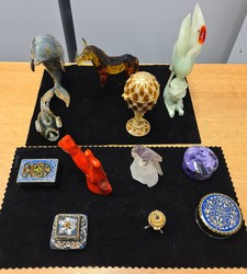 850.50: Varia – Miniatures