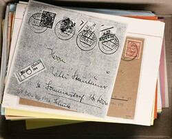 Über 100 Briefe bzw. Postkarten, mit vielen Bedarfsstücken, in ...