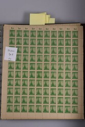 1945, 5 Pfg Tannen, ca. 70 Schalterbogen bzw. -teile im Album, mit u ...