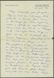 40.15: Books - Autographs, Autographs