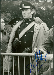 40.15: Books - Autographs, Autographs