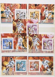 1994-2000, postfrischer Bestand mit über 200 Blockausgaben in zwei ...