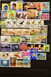 CEYLON / SRI LANKA, 1890-1990 ca., überweigend gestempelt und ...
