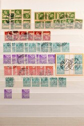 1900-1970, fünf meist volle Alben, dabei 1 Album bestückt mit ...