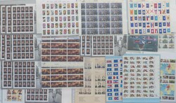 USA Sammlung mit 27 postgültigen Bögen (allein 12x James Dean), ...