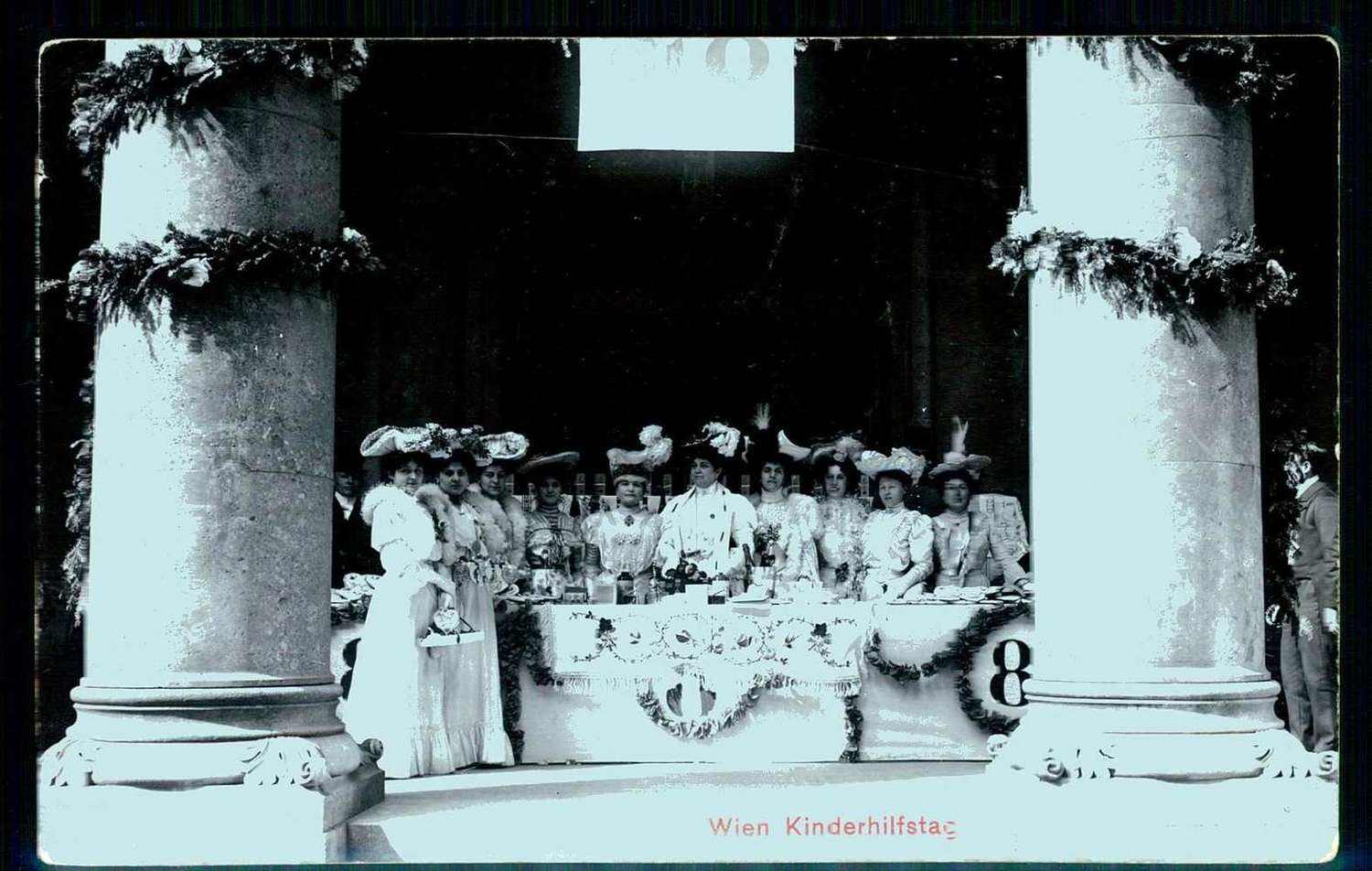 Wien, Kinderhilfstag 1905, Fotokarte, beschriftet, mit Hilfskomitee, ...