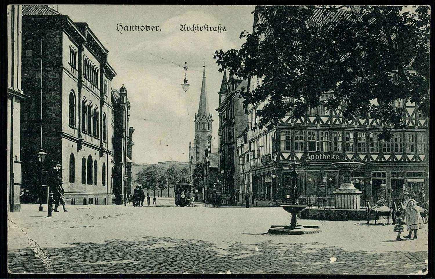 Hannover - Archivstraße mit Kirche und Apotheke, gelaufen April 1906 ...