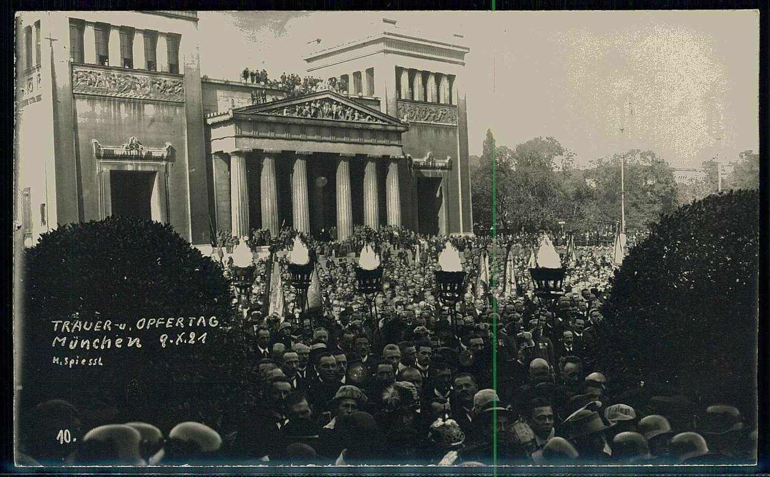 1921, Trauer- und Opfertag München Oktober 1921, Fotokarte der ...