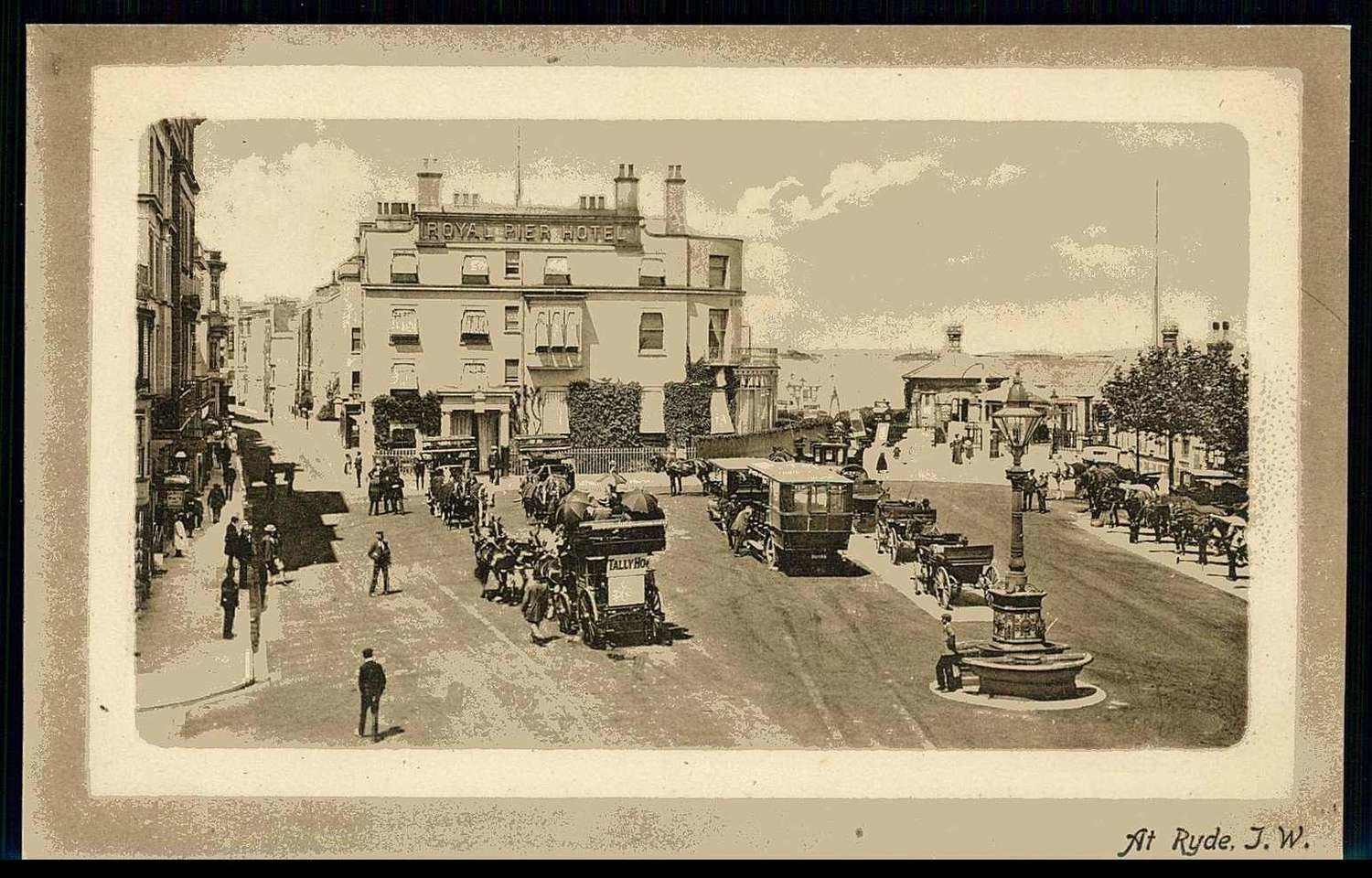 Großbritannien, Ryde, hier 'At Ryde', um 1910, ungebraucht, gute ...