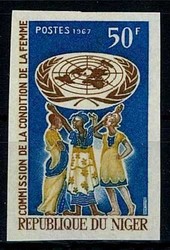 Einführung der Kommission für die Gleichberechtigung der Frau durch ...