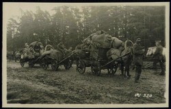 I. WK, Flüchtlings-Thematik, hier 'Flüchtlingstreck auf der Straße ...
