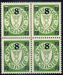 8 Pf. auf 7 Pf. Aufdruckmarke 1935, Viererblock, tadellos postfrisch, ...