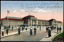 Leipzig: Farb-AK mit Ansicht des Bahnhofs, gelaufen 1915. Erhaltung ...