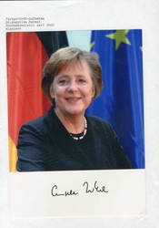9958: Books/autographs - Collections