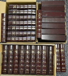 Numisblatt-Alben: Partie von 28 weinroten Numisblatt-Alben (22 Stück ...