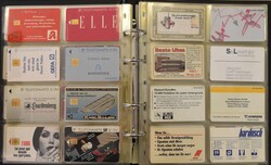 Umfangr. Bestand zum einen in acht entspr. Leuchtturm-Alben sowie ...