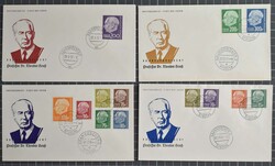 1951 - 1958, u. a. mit besseren Heuss-Freimarken-FDC sowie zahlr. ...