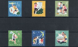 Kind, Jahr des: die bekannte Abo-Kollektion in drei dunkelgrünen ...