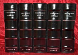 Sammelkassetten und Mappen: zum einen neun hölzerne Sammelkassetten ...