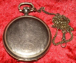 Goldene Sprungdeckel-Taschenuhr: der schweizer Firma 'CYMA' (ca. ...